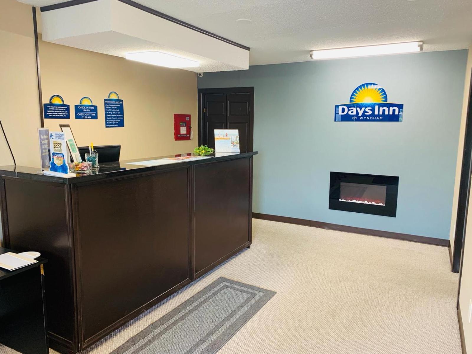 Days Inn By Wyndham Plymouth Exterior foto